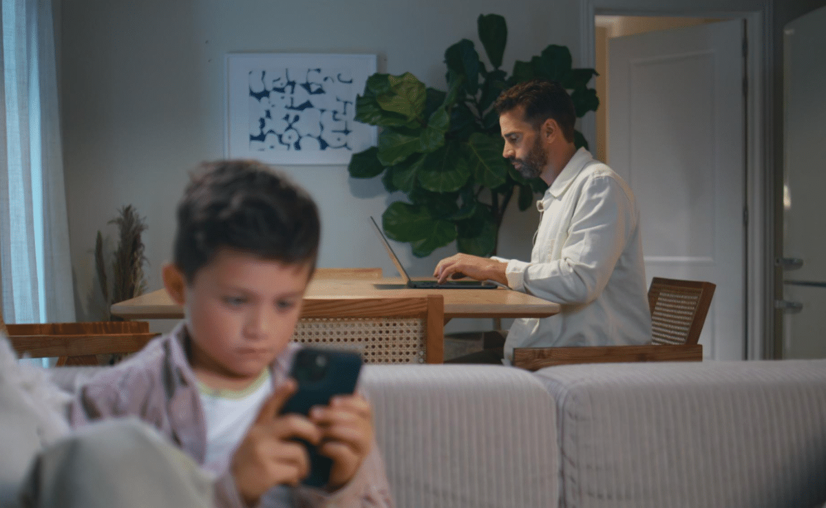 Lack of Real-Time Supervision Signals